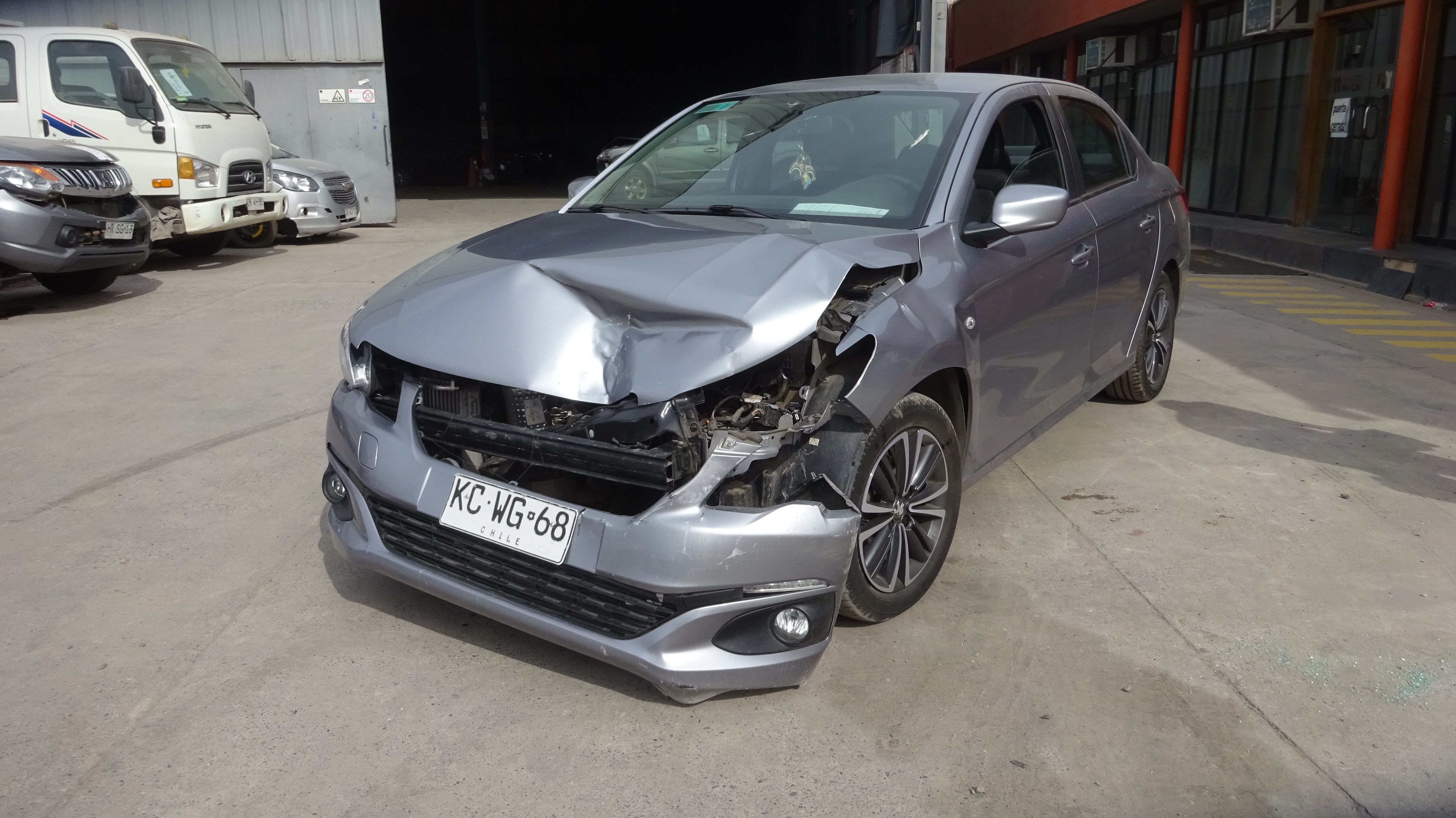 PEUGEOT 301 ALLURE 1.6 2018 KCWG68