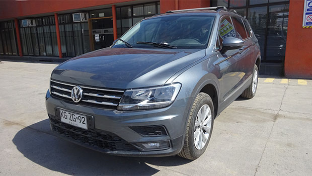VOLKSWAGEN TIGUAN COMFORTLINE 2.0 AUT 2018 KGZG92