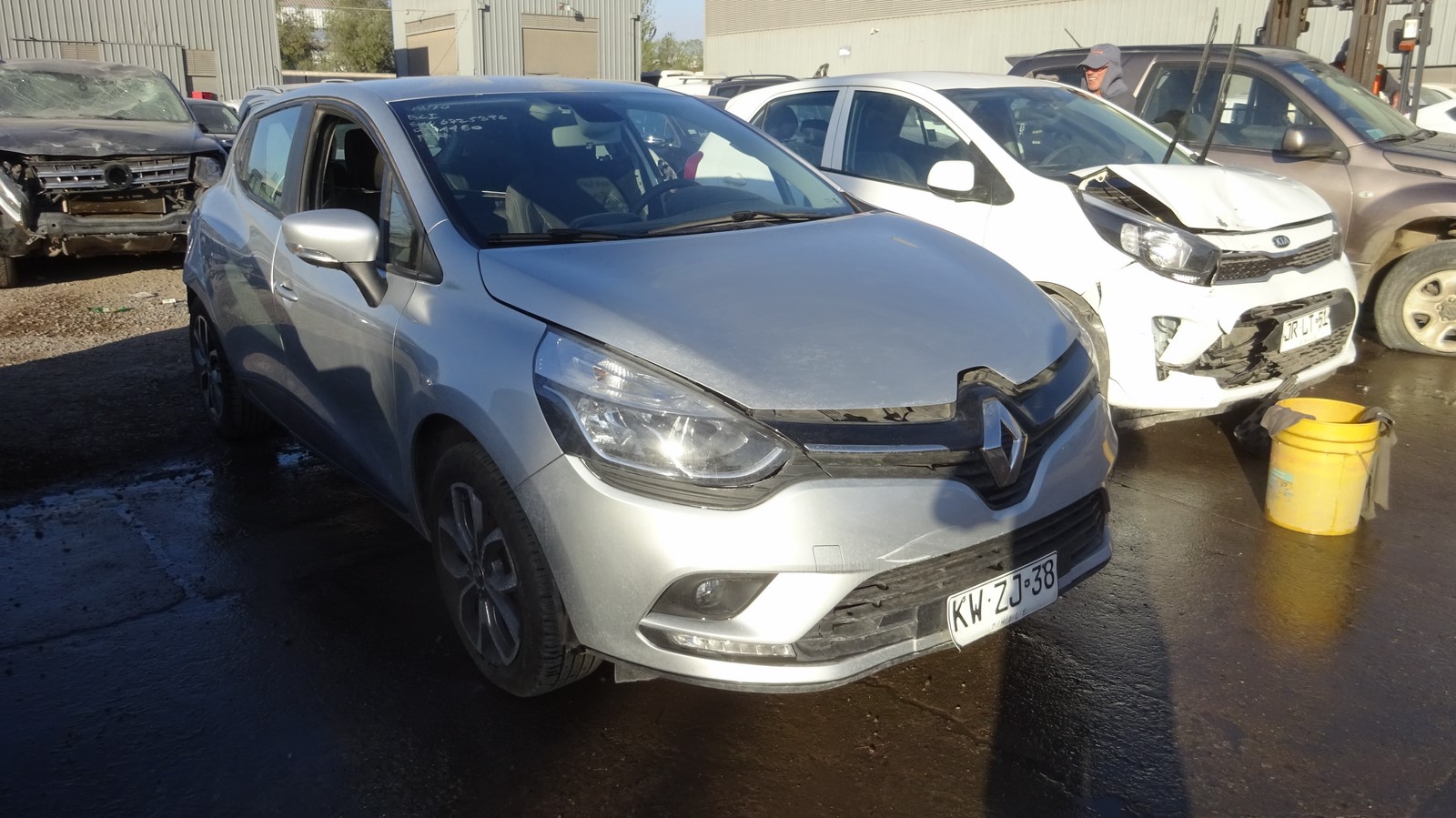 RENAULT CLIO HB EXPRESSION 1.2 2019 KWZJ38