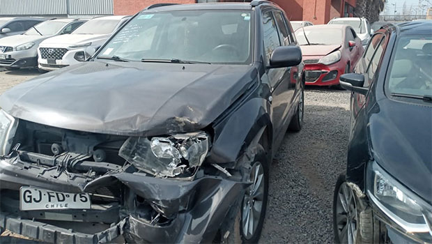 SUZUKI GRAND NOMADE GLX 4X4 2.4 AT 2014 GJFD75
