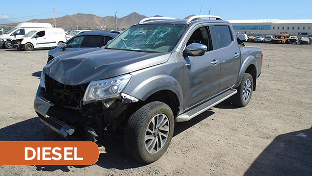 NISSAN NP300 4X4 2.3 AUT 2018 KRYS90