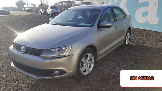 VOLKSWAGEN VENTO TRENDLINE 2.0 2014 GRXH68