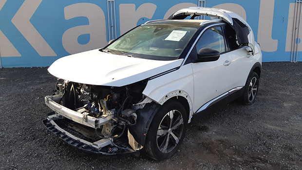 PEUGEOT 3008 ALLURE 1.6 AUT 2019 KWHF84