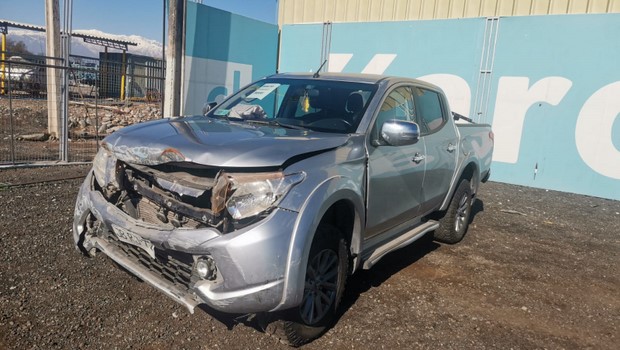 MITSUBISHI NEW L 200 D CAB 4X4 2.4 2017 JBRJ72