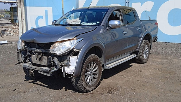 MITSUBISHI L200 DAKAR D CAB 4X4 2.4 AUT 2016 HZTV18