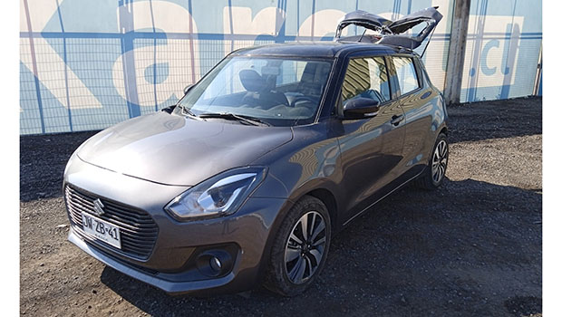 SUZUKI SWIFT GLX 1.2 AT 2018 JWZB41