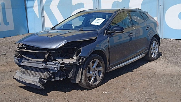 VOLVO V40 T4 AUT 2013 FSKC62