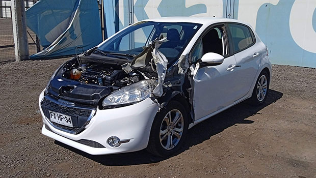 PEUGEOT 208 ACTIVE 1.2 2014 FXHF34