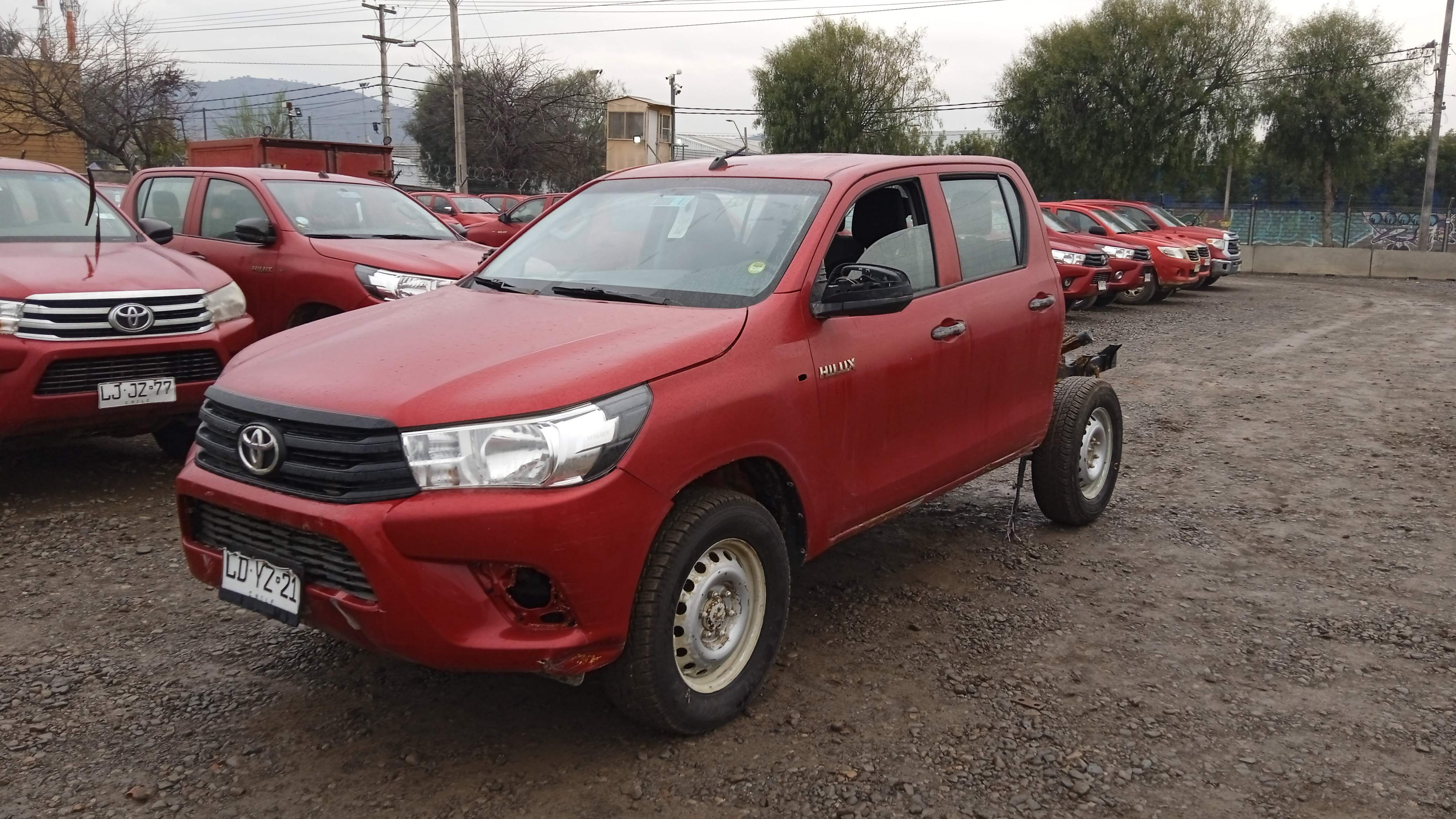 TOYOTA HILUX D CAB DX 4X4 2.4 2019 LDYZ21
