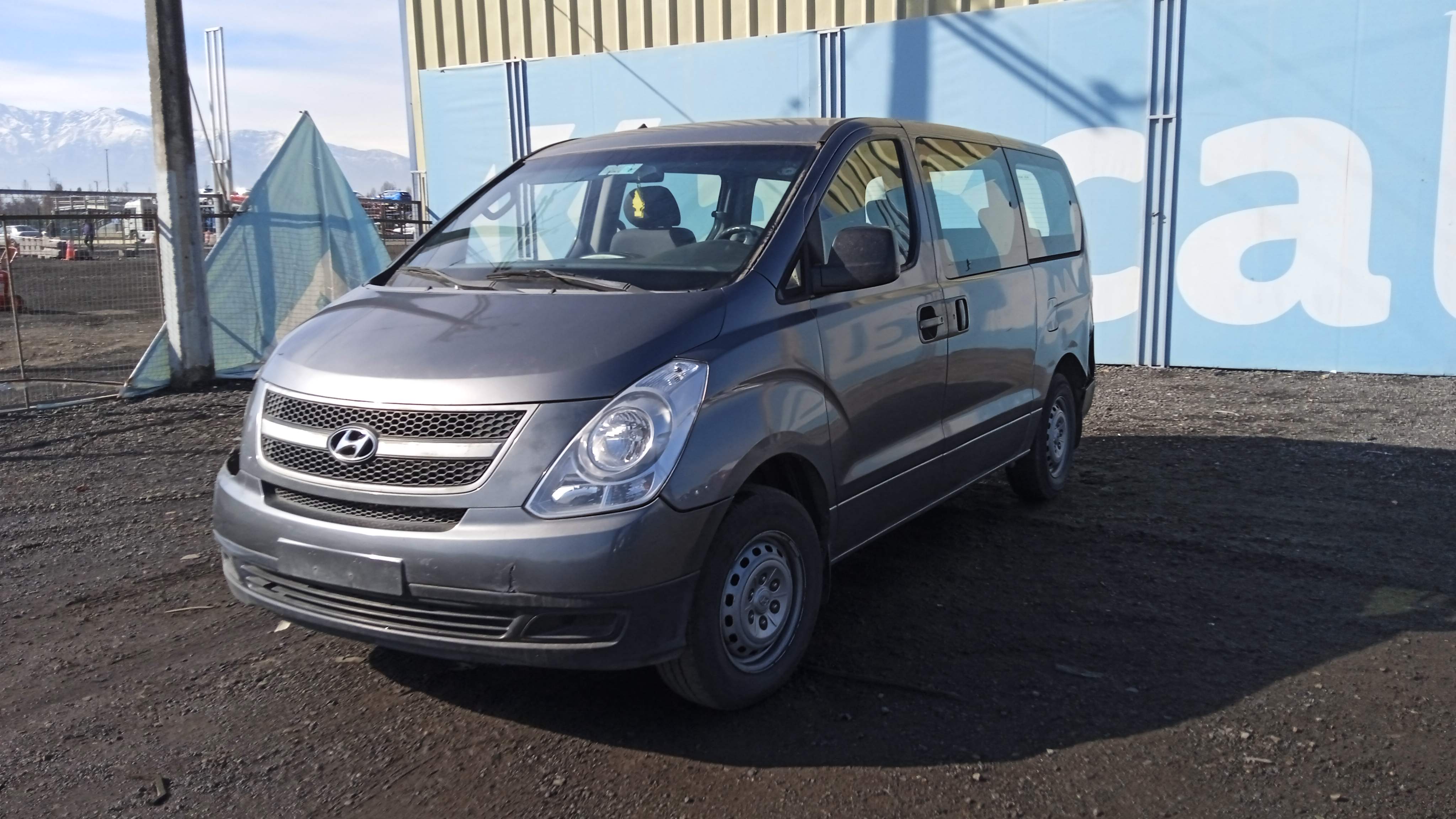 HYUNDAI NEW H1 GL TCI 2.5 2011 CWXY54