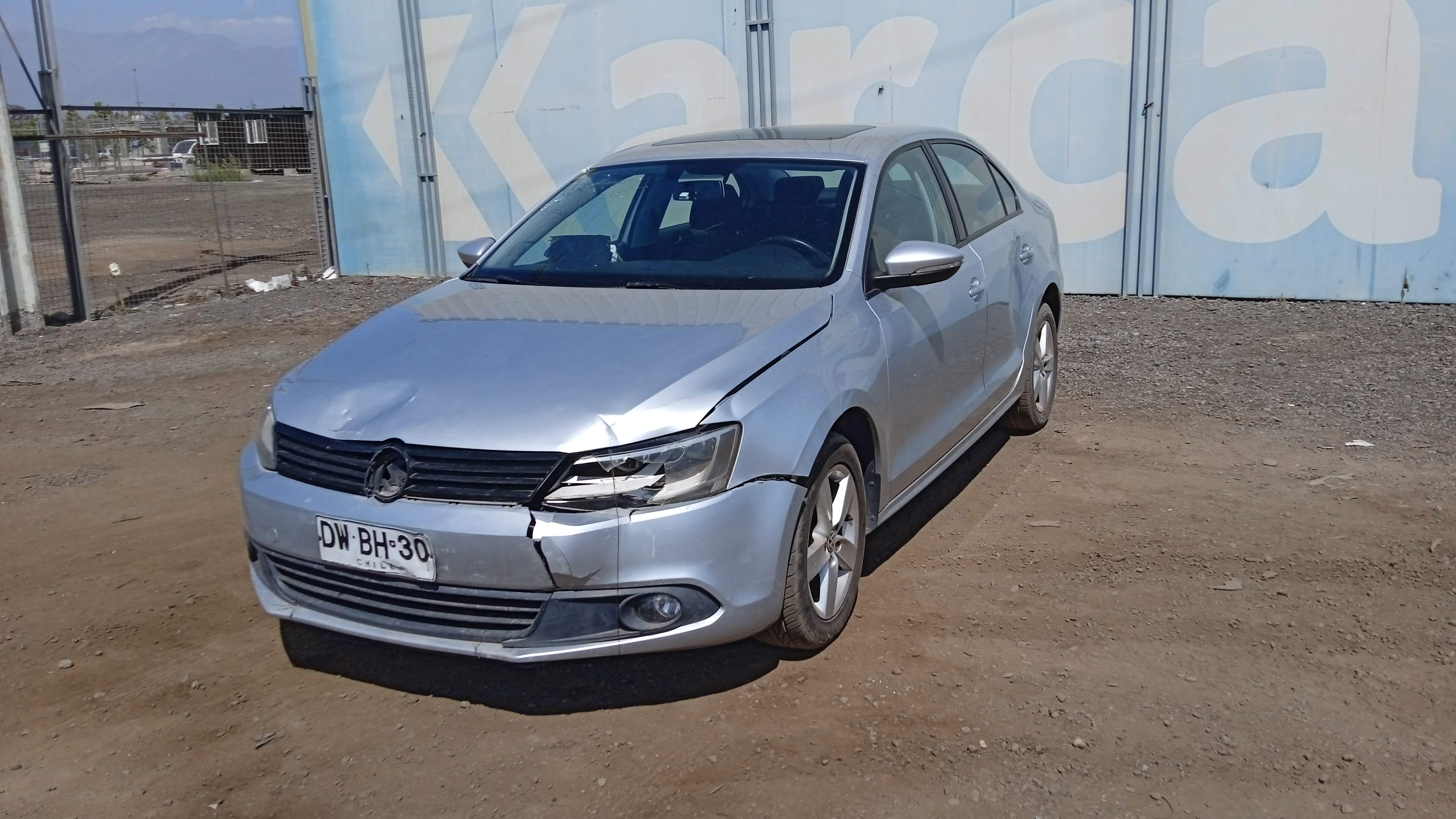 VOLKSWAGEN VENTO TRENDLINE 2.0 2012 DWBH30