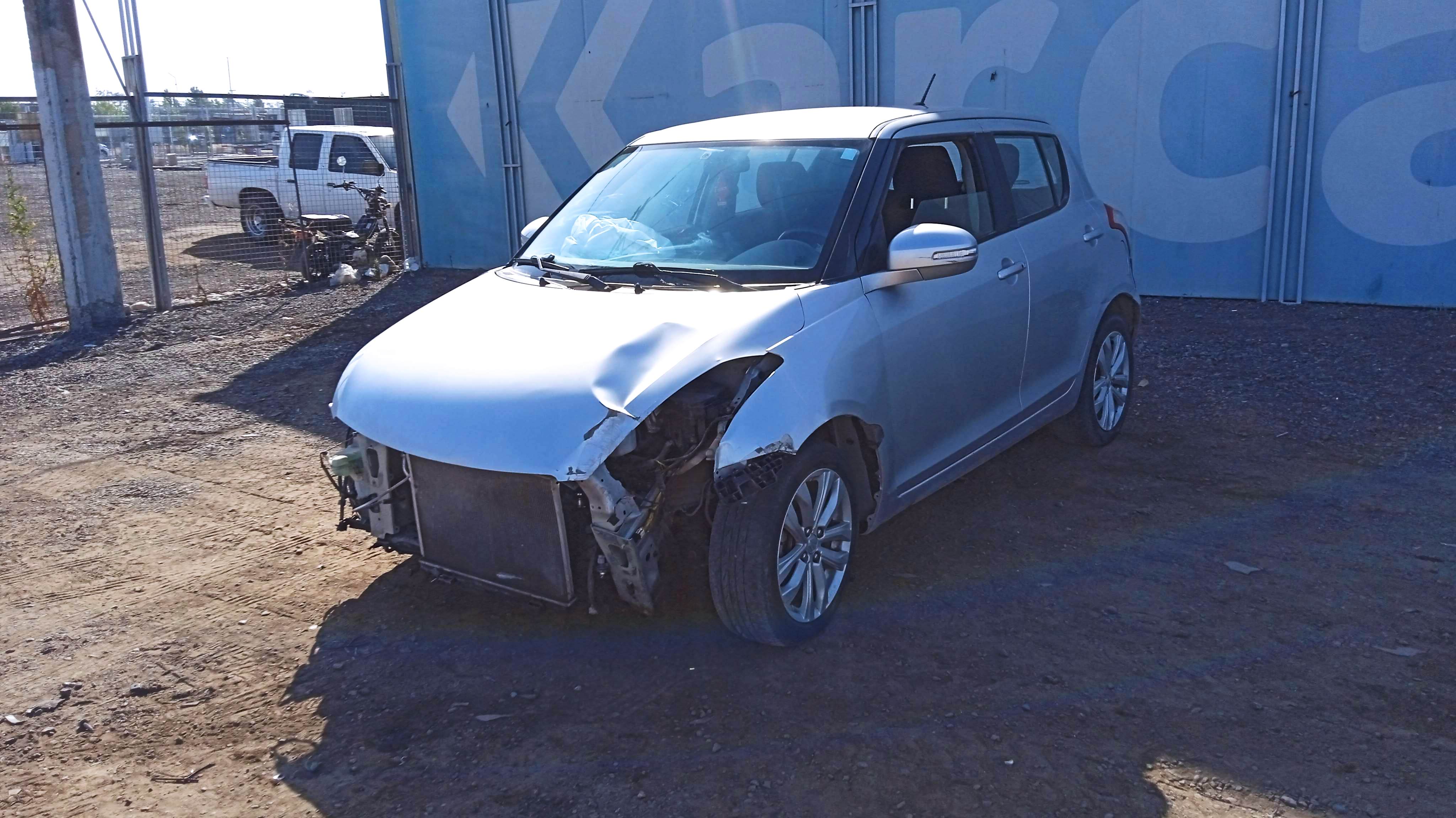 SUZUKI SWIFT GLX HB 1.2 AUT 2015 GYZZ20