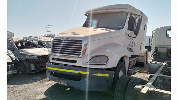 FREIGHTLINER CL 120 2016 HKFT61