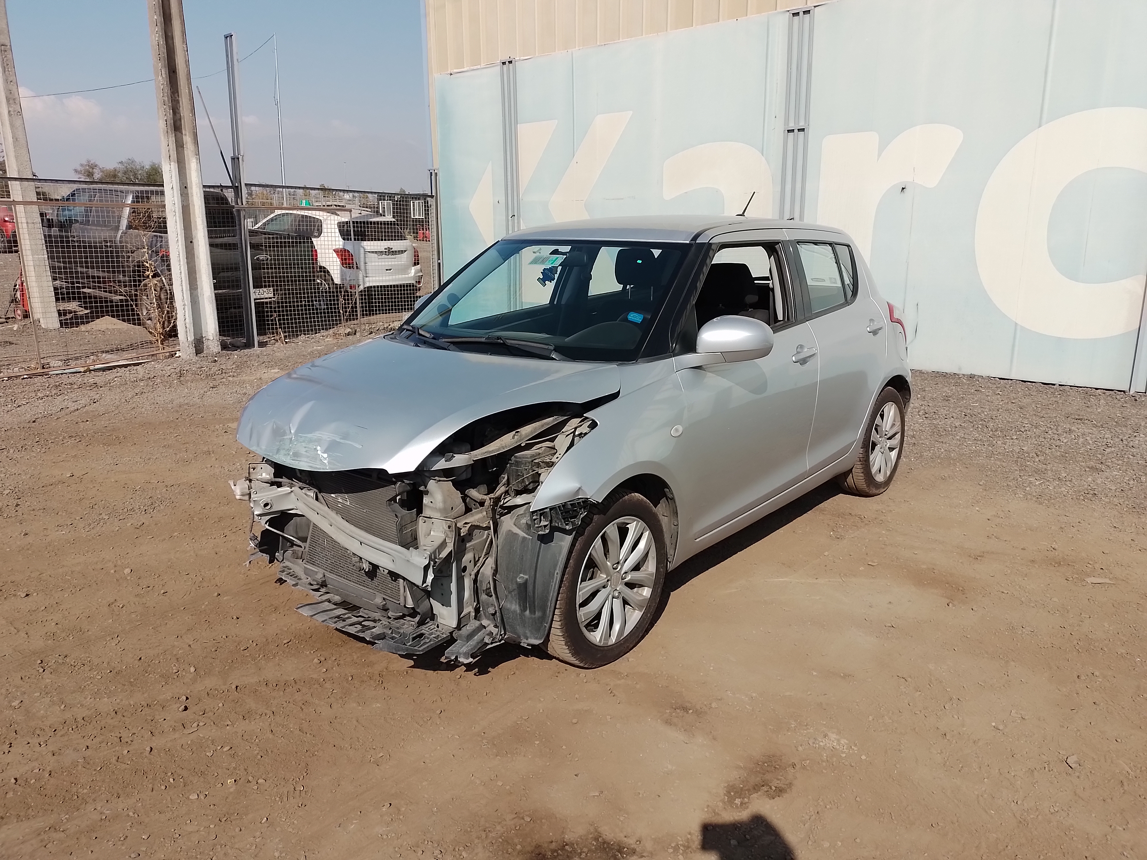 SUZUKI SWIFT GL 1.4 2014 GSZL90