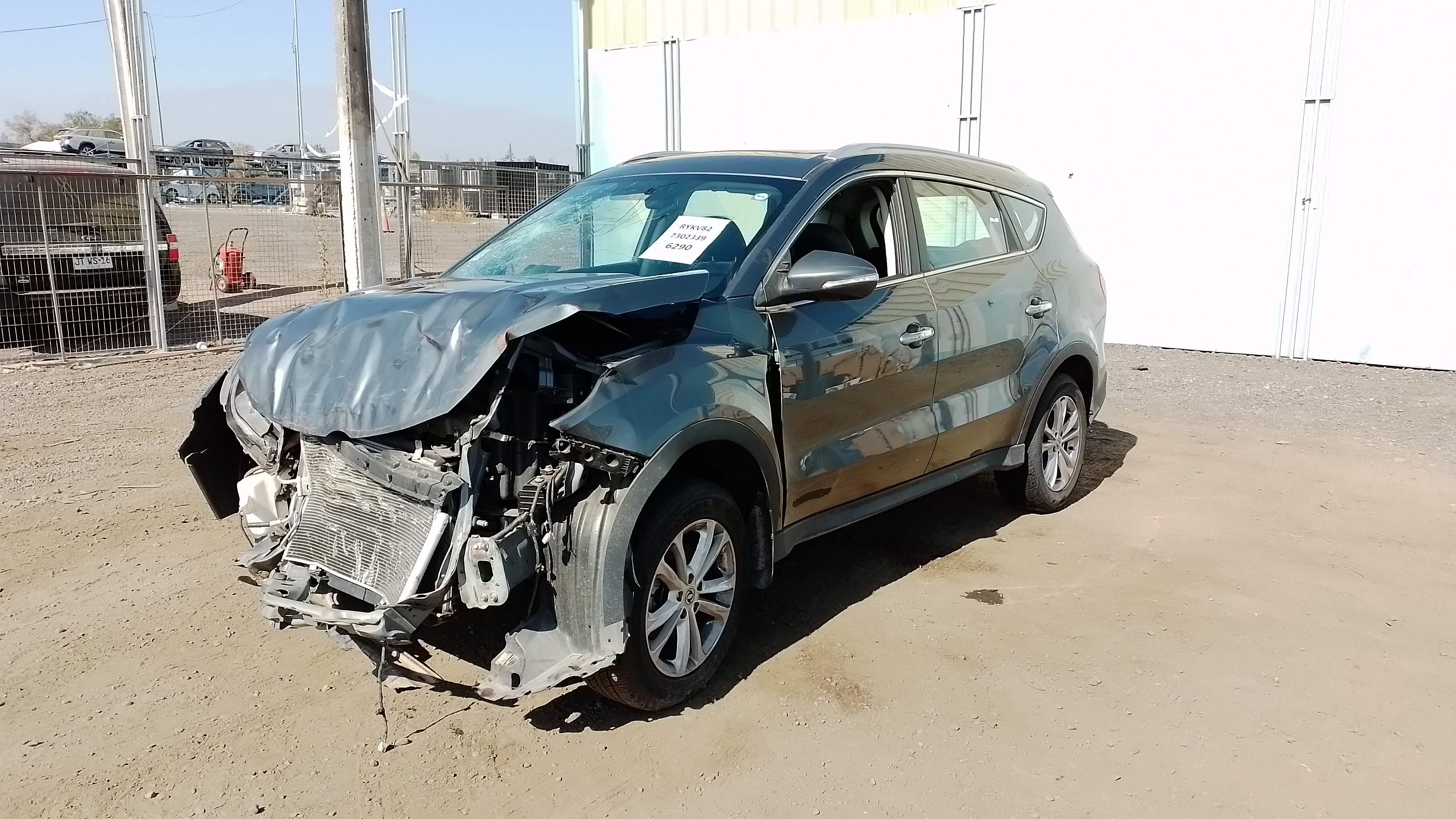 DFSK SUV GLORY 580 1.8 2022 RYKV82