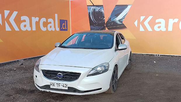 VOLVO V40 T4 R DESIGN 2.0 2016 HXTF42