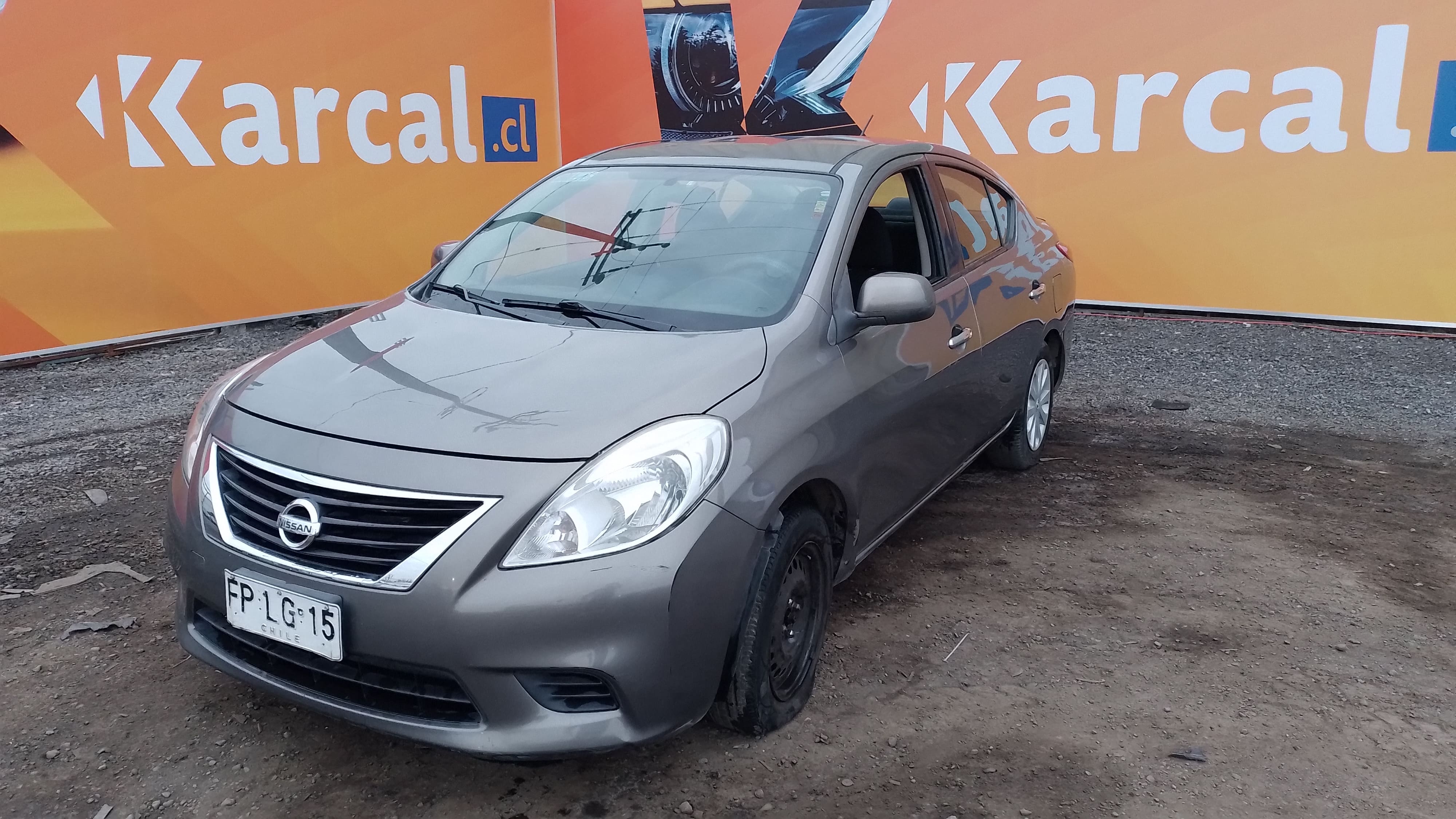 NISSAN VERSA SENSE 1.6 2013 FPLG15