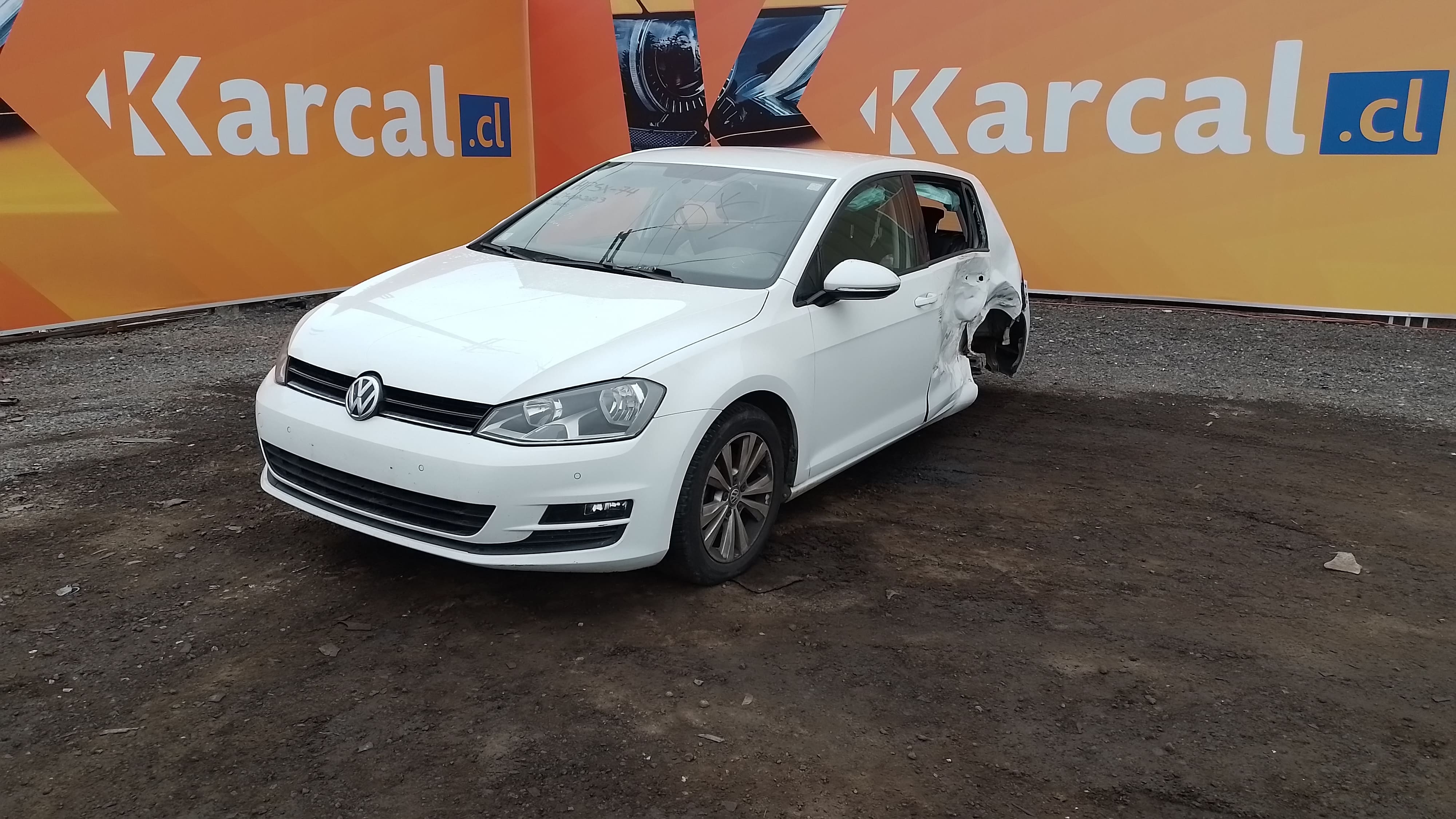 VOLKSWAGEN GOLF HB 1.6 AUT 2016 HPSX74