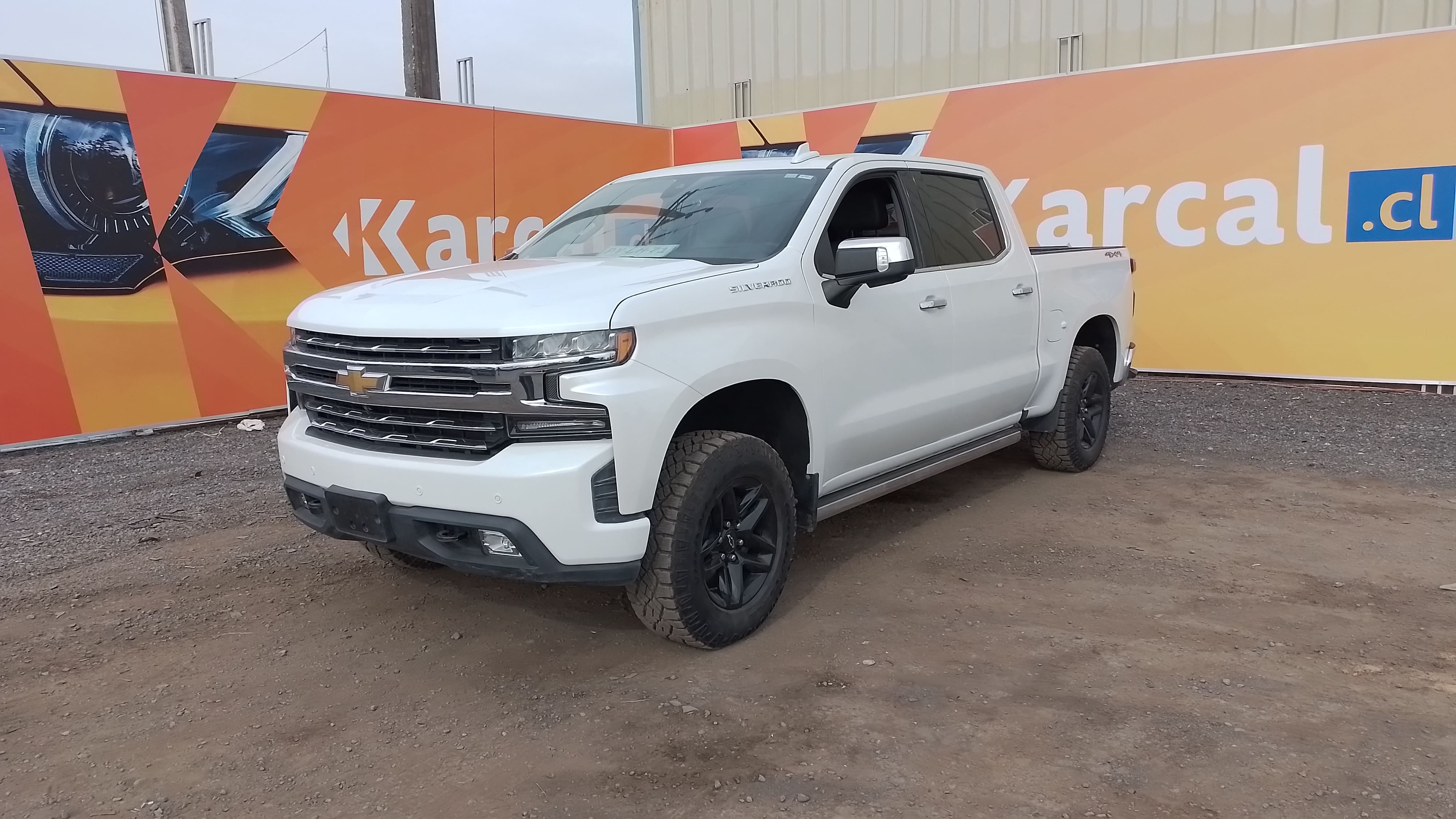 CHEVROLET SILVERADO DCAB 4X4 SOHC 5.3 AUT 2021 PYLH71