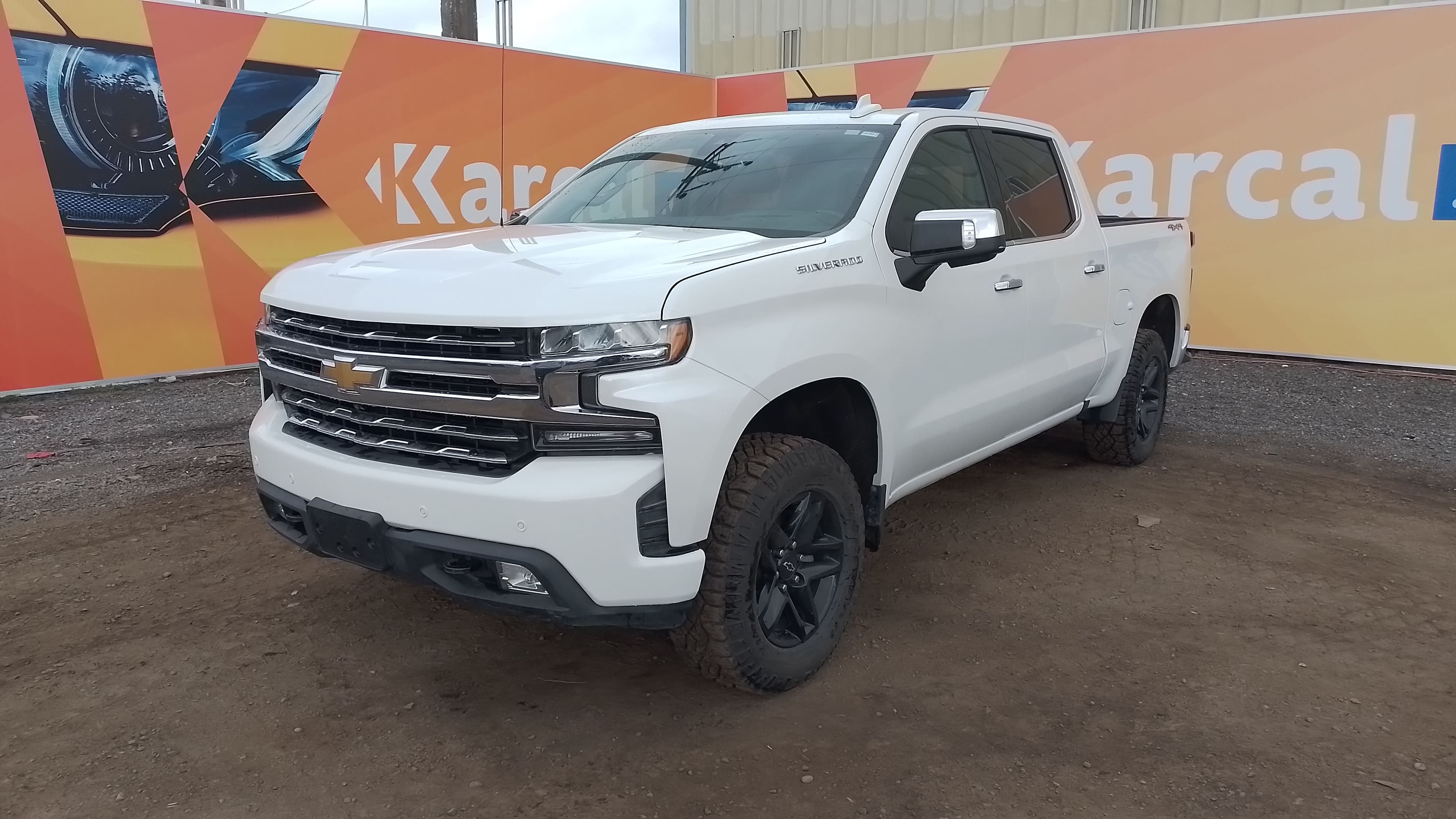 CHEVROLET SILVERADO DCAB 4X4 SOHC 5.3 AUT 2021 PYLH71