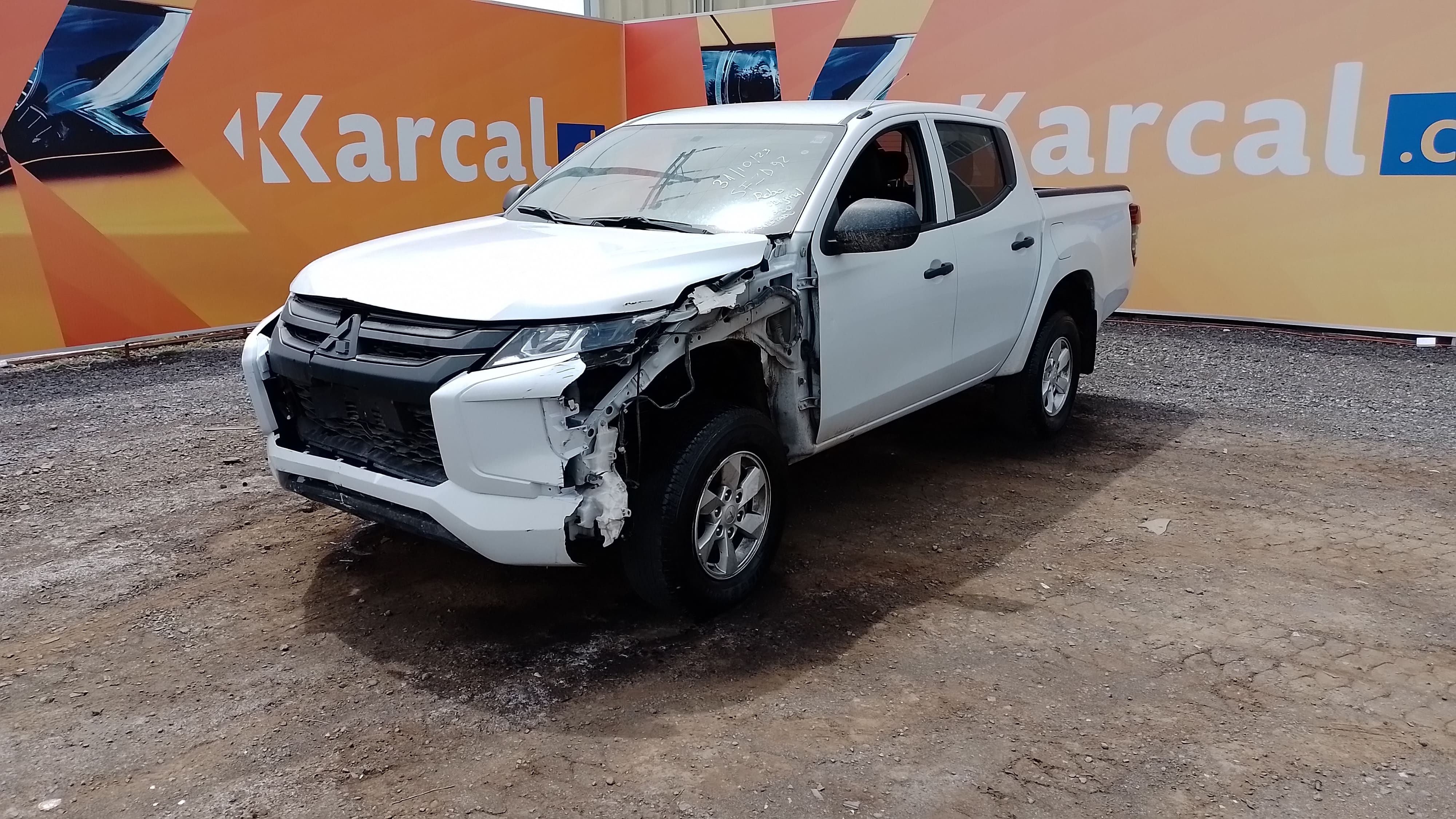 MITSUBISHI L200 WORK CR WF 2.4 2023 SFZD92