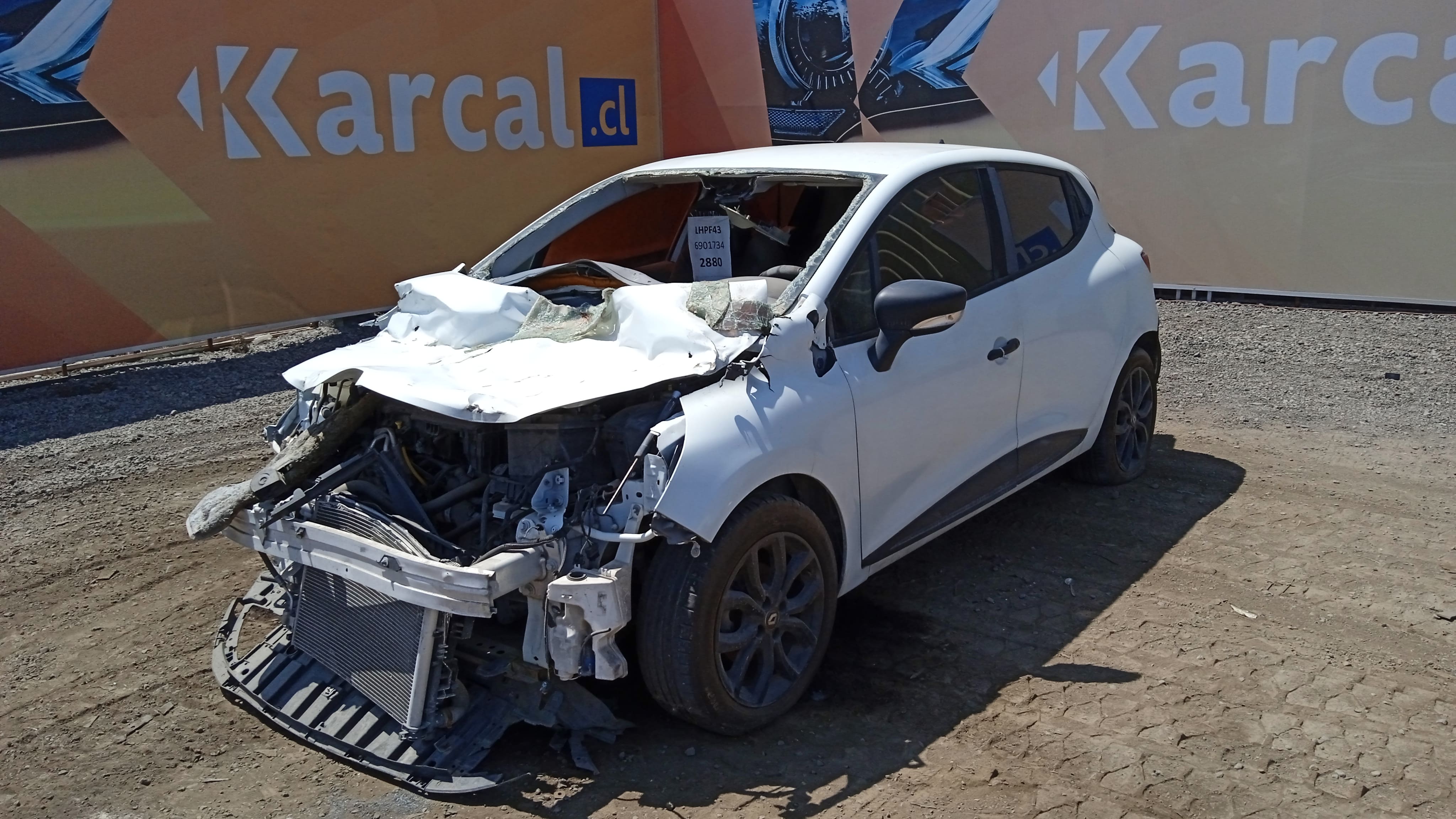 RENAULT CLIO IV HB 1.2 2019 LHPF43