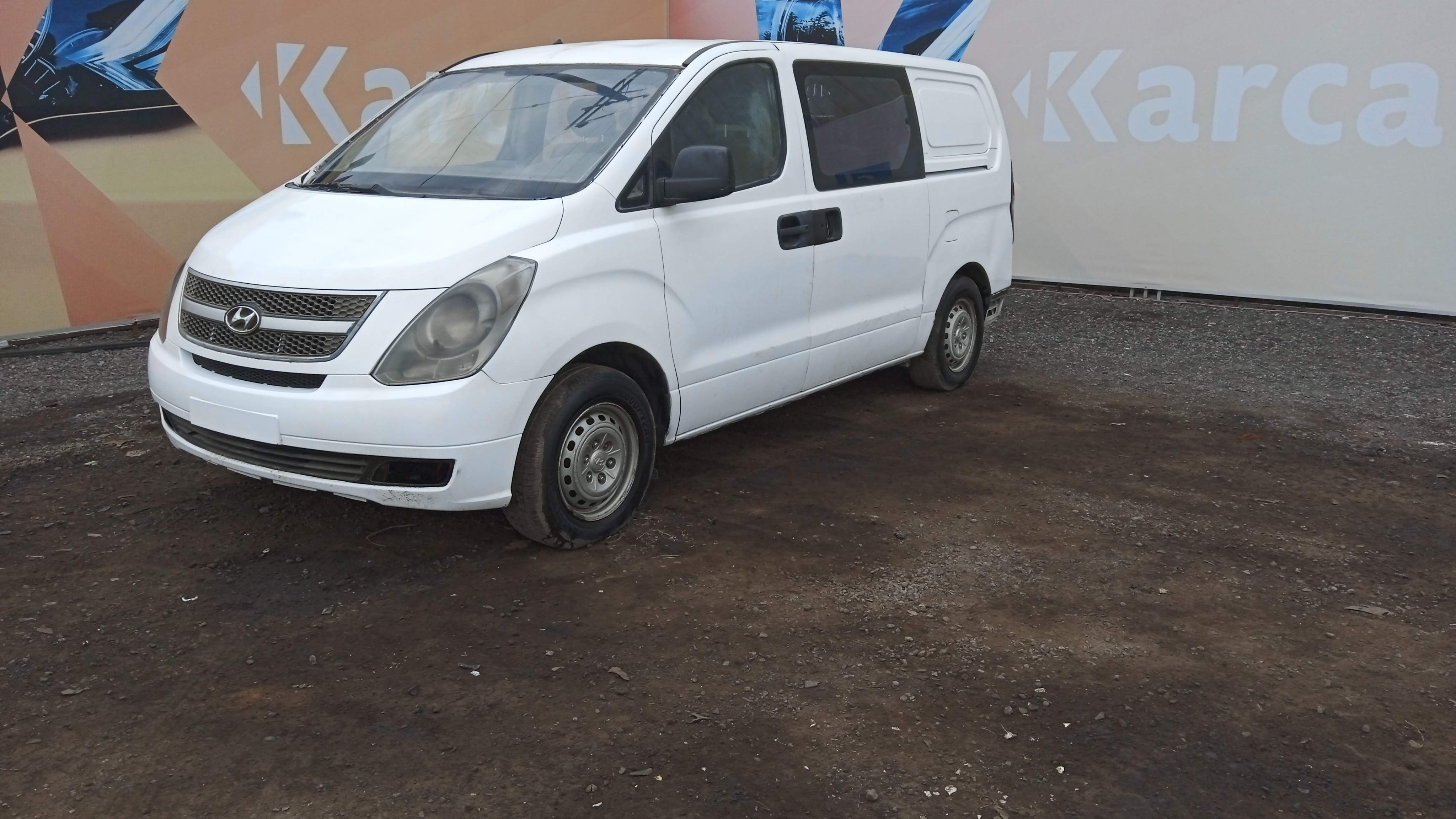 HYUNDAI NEW H1 GL 2.5 2013 RWTP40