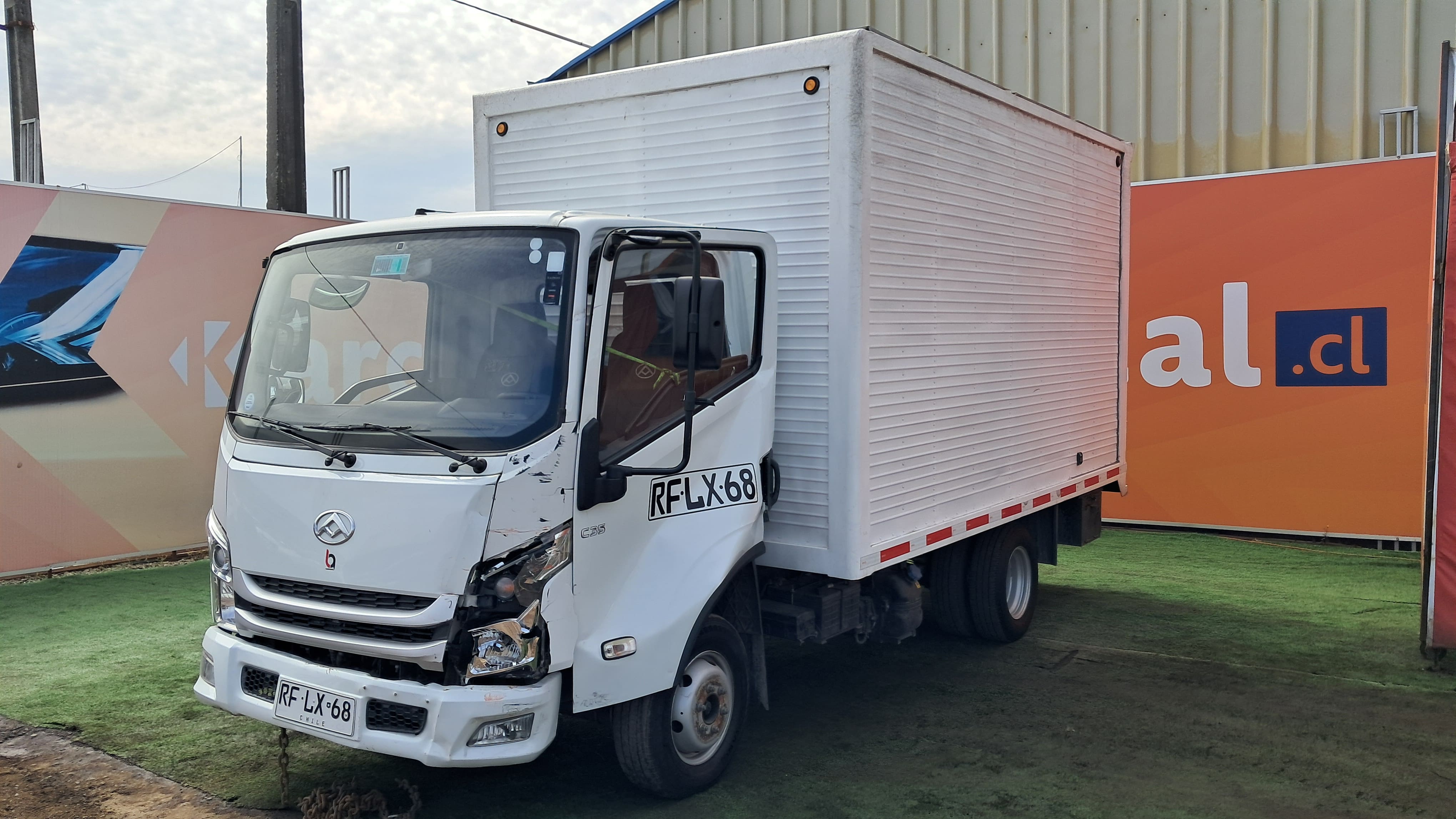 MAXUS C35 2.0 2022 RFLX68