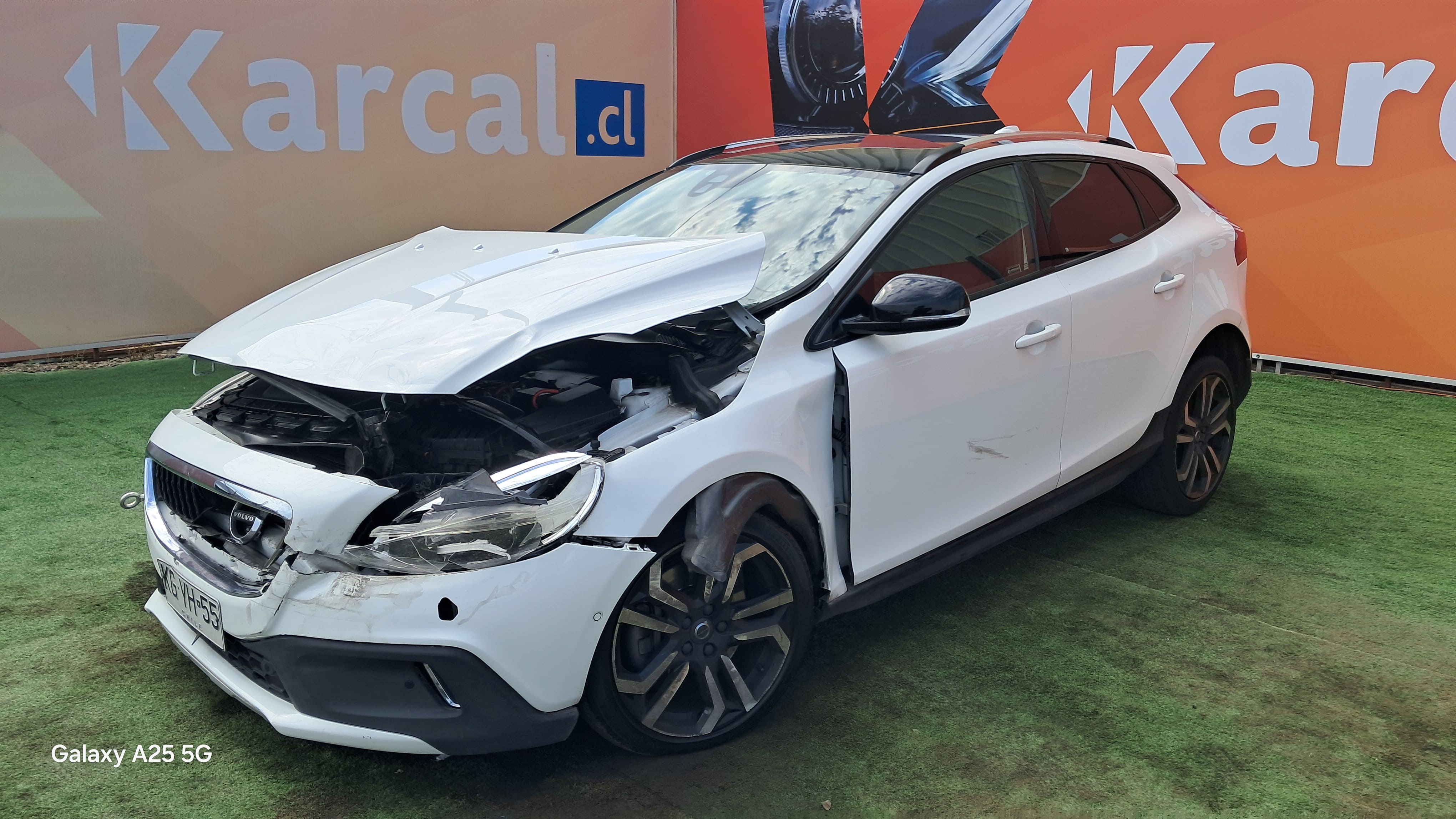 VOLVO V40CC T5 AWD 2.0 2018 KGYH55