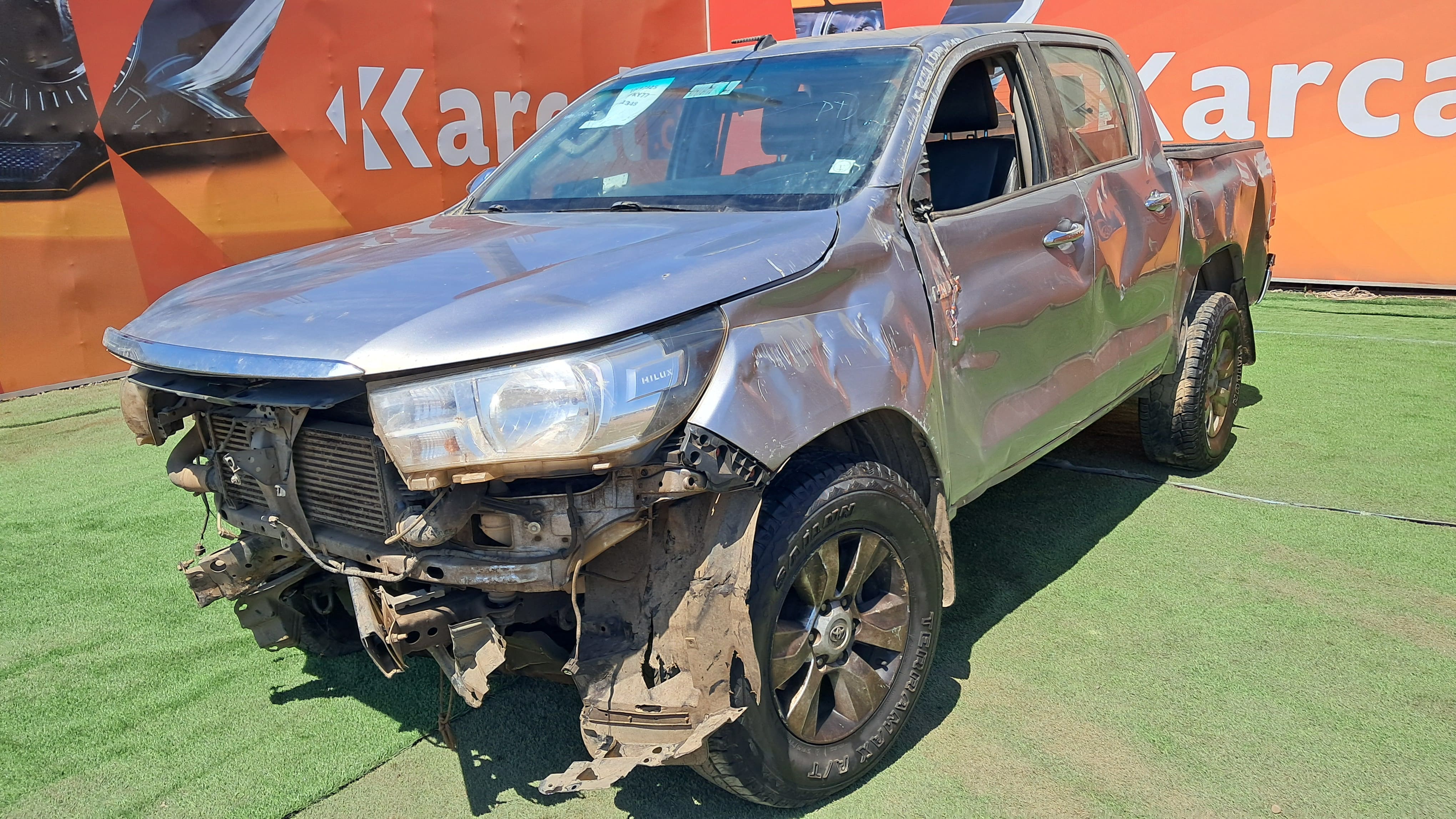 TOYOTA NEW HILUX  4X4 2.8 AUT 2016 HFKY77