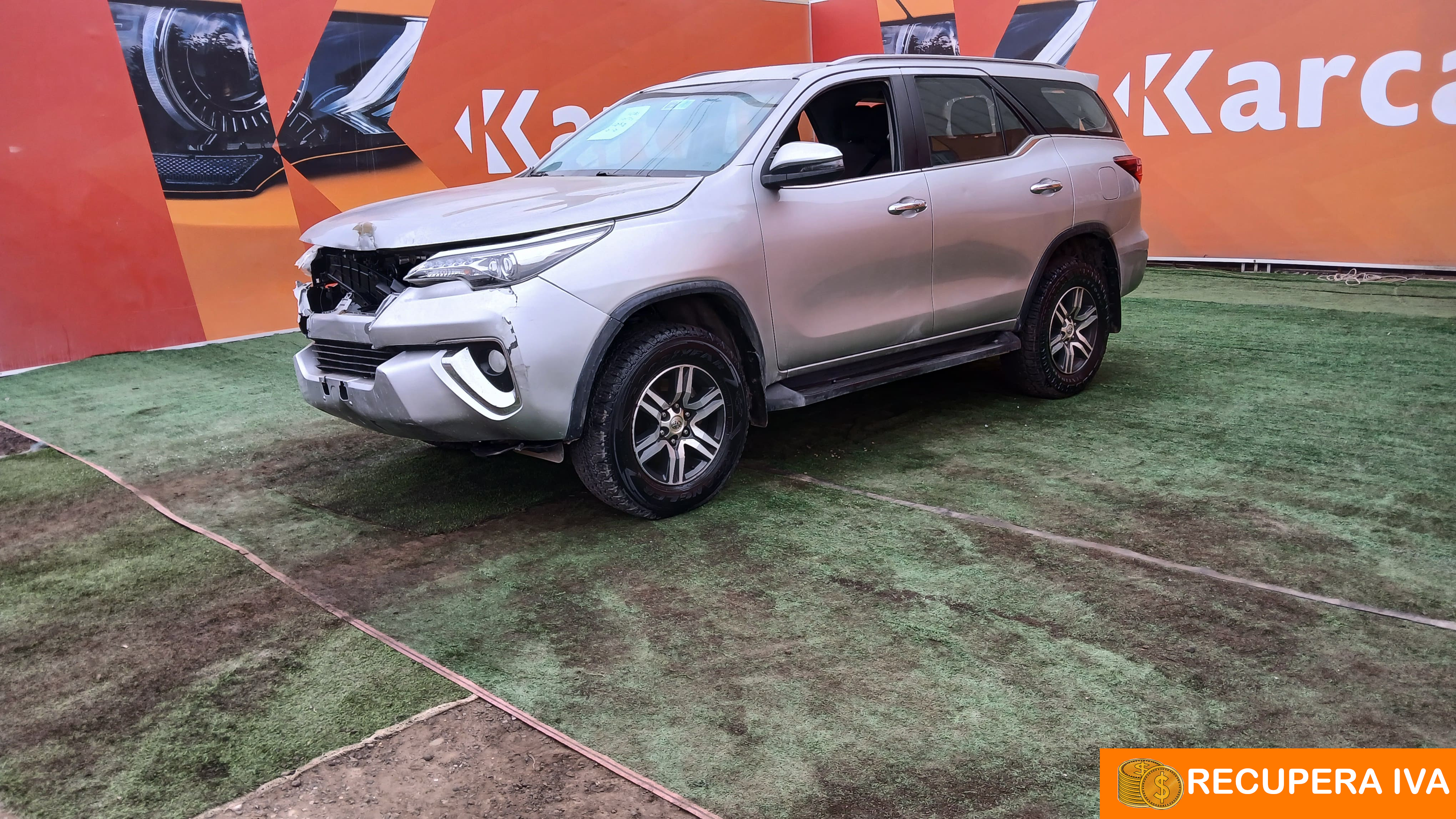 TOYOTA FORTUNER SRV 2.7 2019 LBGY38