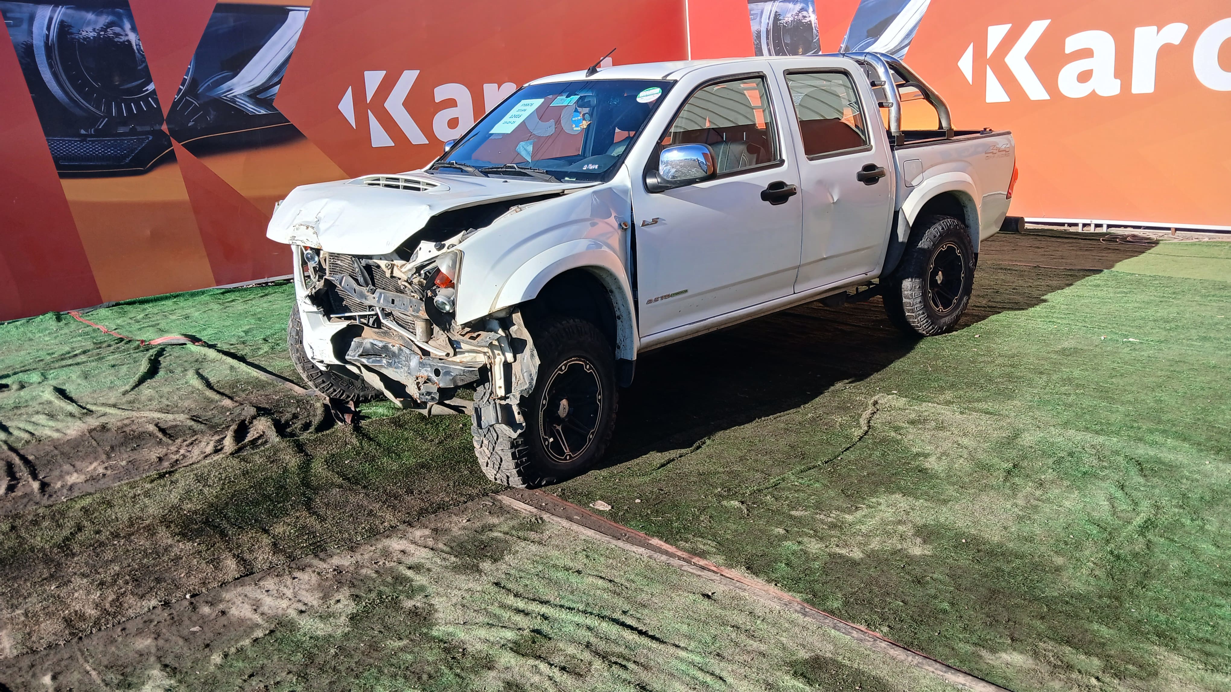 CHEVROLET D MAX E4 DCAB 4WD 2.5 2014 FYBX76