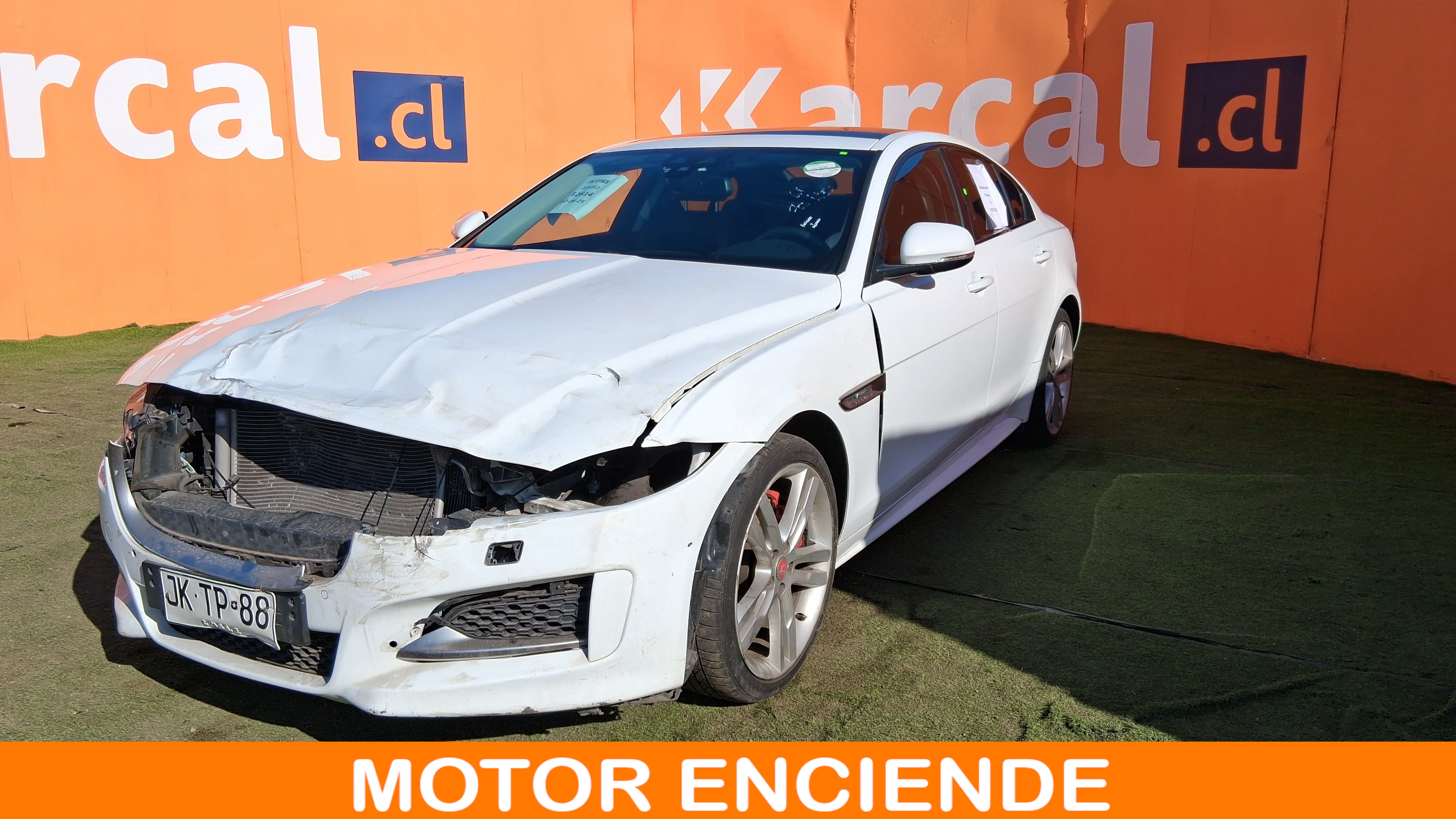 JAGUAR XE R SPORT 2.0 2017 JKTP88