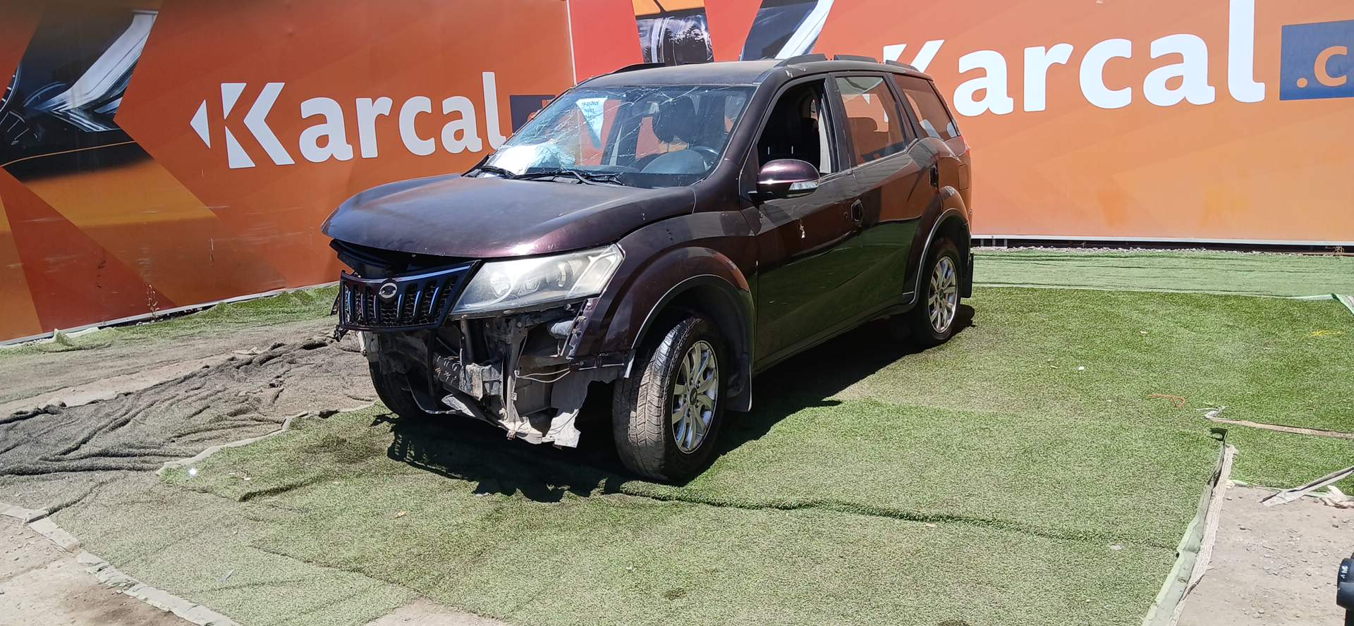MAHINDRA XUV500 CRDE 2.2 2017 JJZR47