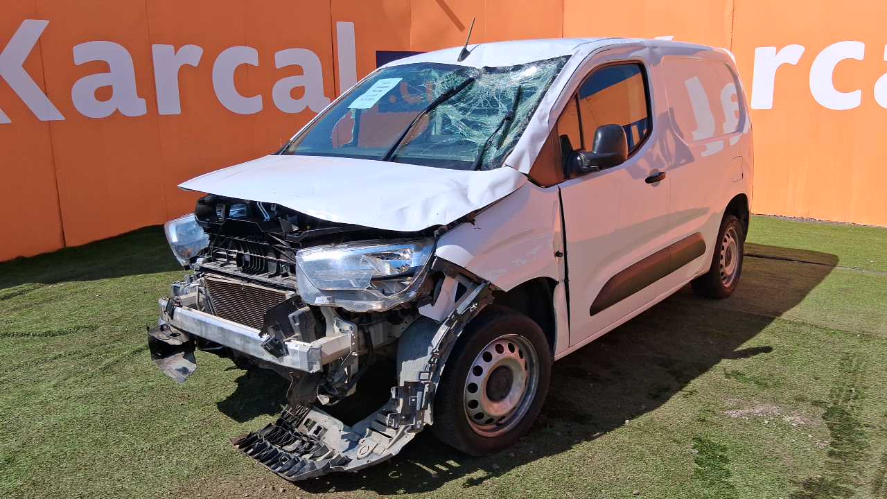 OPEL COMBO 4X2 1.5 2024 TKLV56